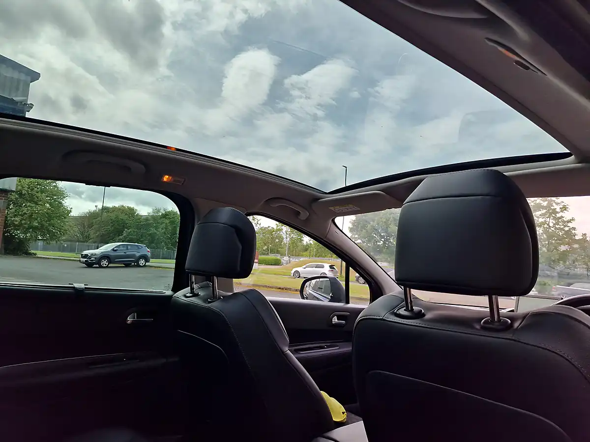 Used 2016 Peugeot 3008 Allure Black - Interior and Exterior details 14