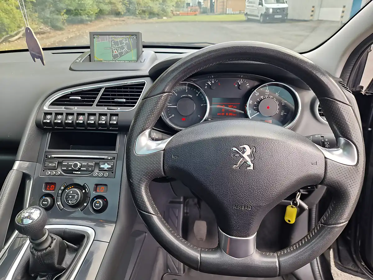 Used 2016 Peugeot 3008 Allure Black - Interior and Exterior details 2