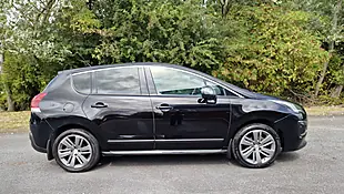 Used 2016 Peugeot 3008 Allure Black - Interior and Exterior details 3