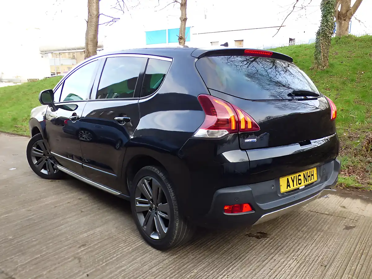 Used 2016 Peugeot 3008 Allure Etg Black - Interior and Exterior details 10