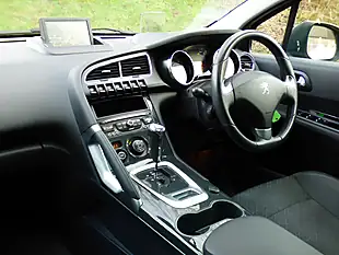 Used 2016 Peugeot 3008 Allure Etg Black - Interior and Exterior details 5