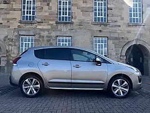 Used 2016 Peugeot 3008 Allure Grey - Interior and Exterior details 11