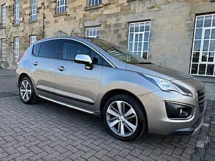 Used 2016 Peugeot 3008 Allure Grey - Interior and Exterior details 9