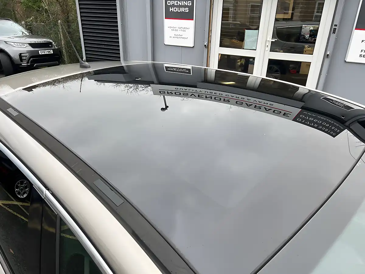 Used 2016 Peugeot 3008 Allure Grey - Interior and Exterior details 15