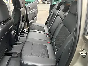 Used 2016 Peugeot 3008 Allure Grey - Interior and Exterior details 17