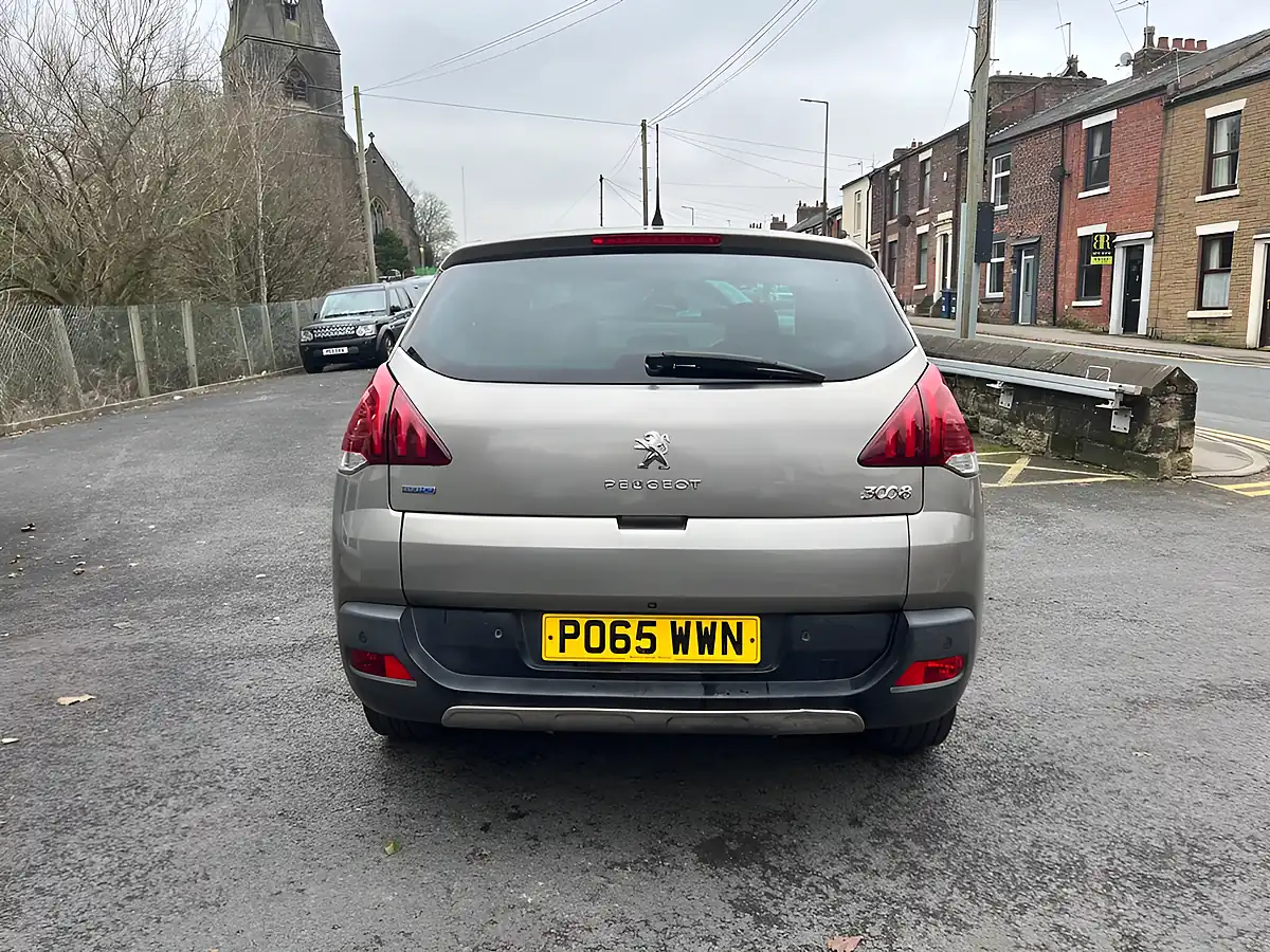 Used 2016 Peugeot 3008 Allure Grey - Interior and Exterior details 6
