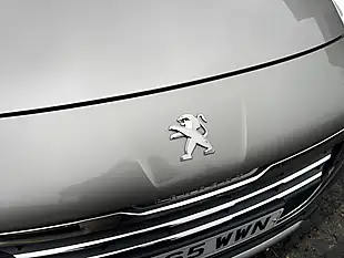 Used 2016 Peugeot 3008 Allure Grey - Interior and Exterior details 9