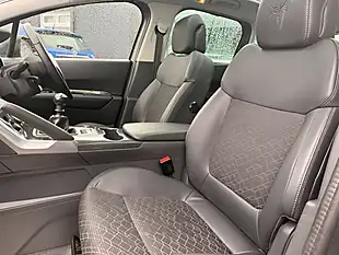 Used 2016 Peugeot 3008 Allure Grey - Interior and Exterior details 13