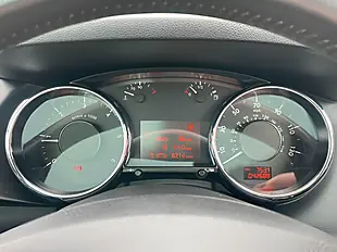 Used 2016 Peugeot 3008 Allure Grey - Interior and Exterior details 19