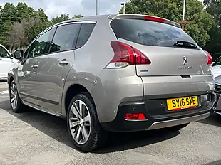 Used 2016 Peugeot 3008 Allure Grey - Interior and Exterior details 4