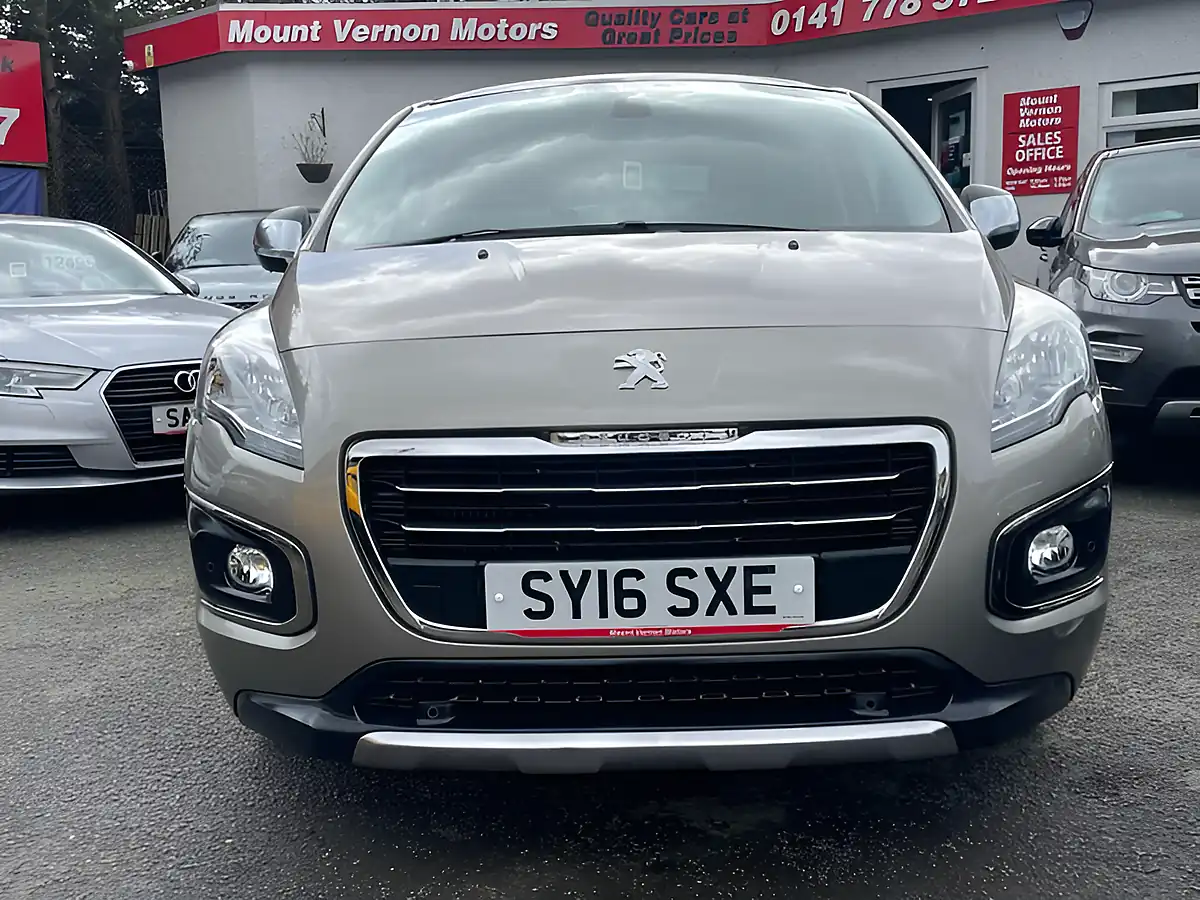 Used 2016 Peugeot 3008 Allure Grey - Interior and Exterior details 9