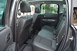 Used 2016 Peugeot 3008 Allure Grey - Interior and Exterior details 11