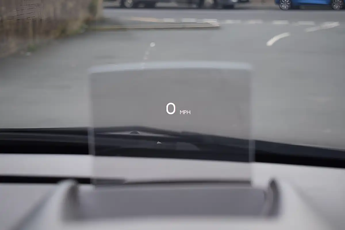 Used 2016 Peugeot 3008 Allure Grey - Interior and Exterior details 15