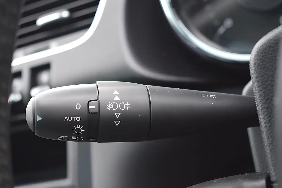 Used 2016 Peugeot 3008 Allure Grey - Interior and Exterior details 18