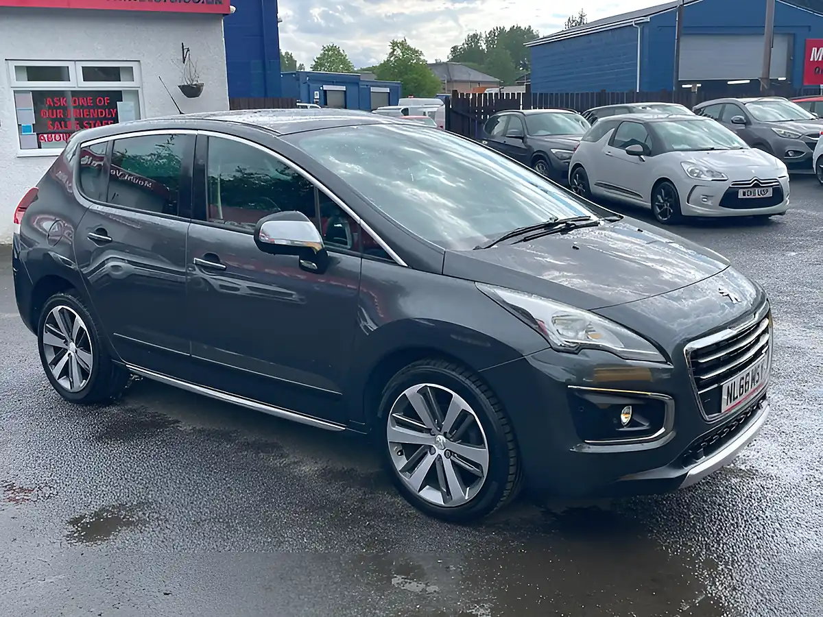 Used 2016 Peugeot 3008 Allure Grey - Interior and Exterior details 10