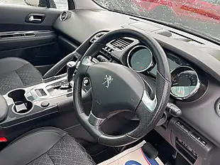 Used 2016 Peugeot 3008 Allure Grey - Interior and Exterior details 12