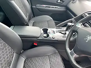 Used 2016 Peugeot 3008 Allure Grey - Interior and Exterior details 13