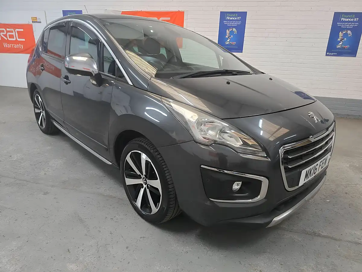 Used 2016 Peugeot 3008 Allure Shark Grey Metallic - Front View