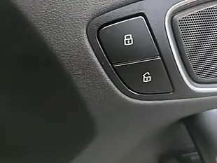 Used 2016 Peugeot 3008 Allure Shark Grey Metallic - Interior and Exterior details 18
