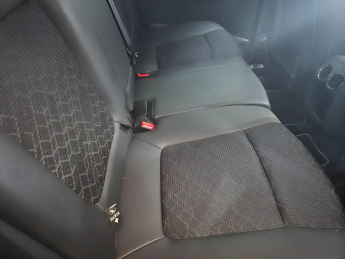 Used 2016 Peugeot 3008 Allure Shark Grey Metallic - Interior and Exterior details 20