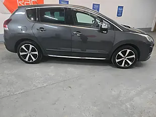 Used 2016 Peugeot 3008 Allure Shark Grey Metallic - Interior and Exterior details 8
