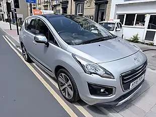 Used 2016 Peugeot 3008 Allure Silver - Interior and Exterior details 3