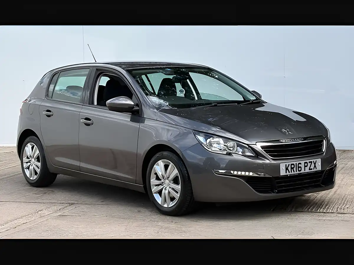 Used 2016 Peugeot 308 Active Cumulus Grey - Front View