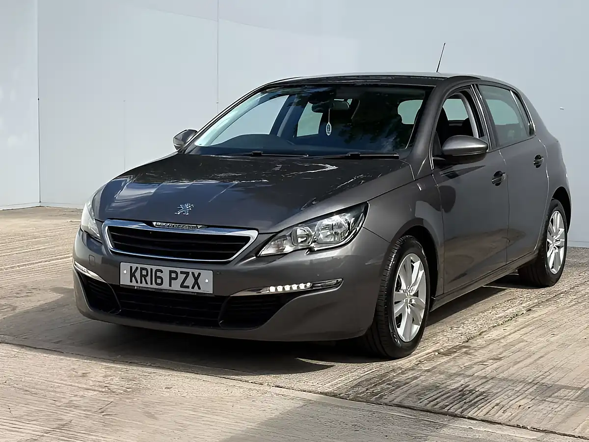 Used 2016 Peugeot 308 Active Cumulus Grey - Interior and Exterior details 13