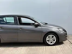 Used 2016 Peugeot 308 Active Cumulus Grey - Interior and Exterior details 9