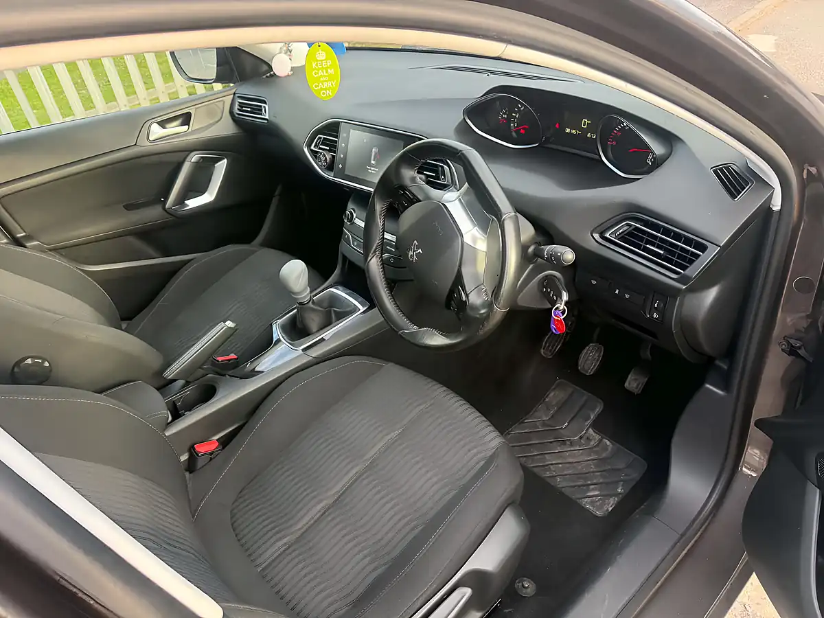 Used 2016 Peugeot 308 Active Grey - Interior and Exterior details 13