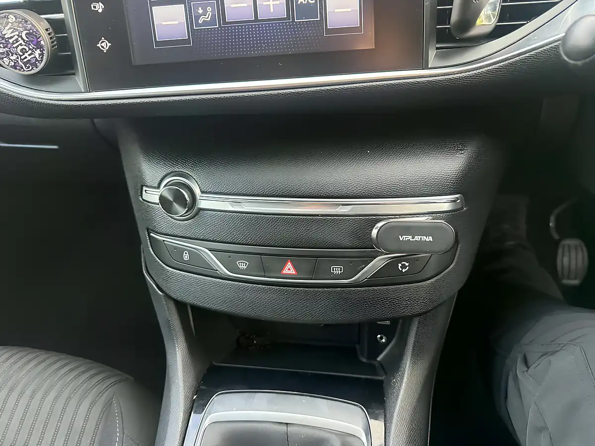 Used 2016 Peugeot 308 Active Grey - Interior and Exterior details 17