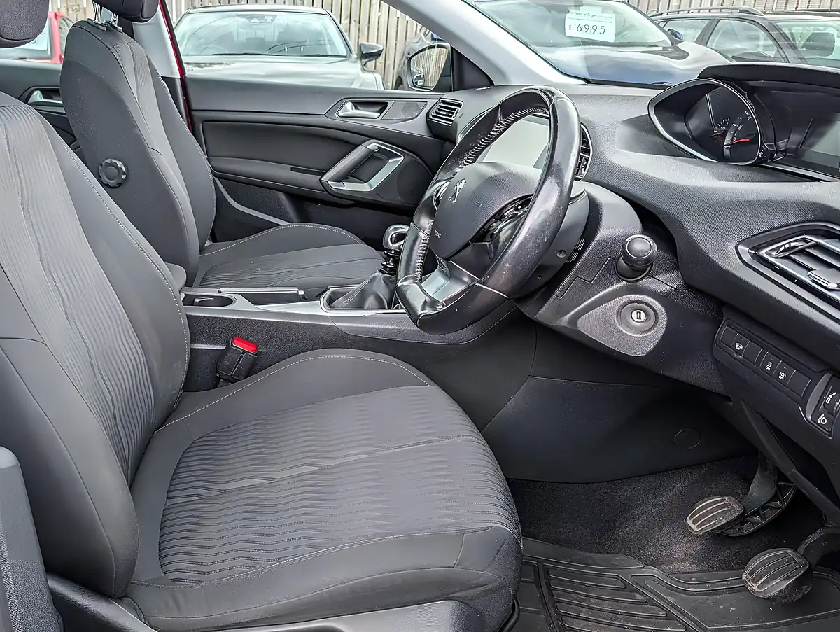Used 2016 Peugeot 308 Active Red - Interior and Exterior details 12