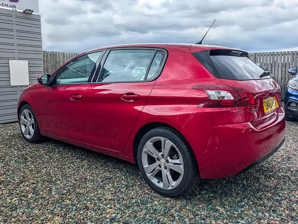 Used 2016 Peugeot 308 Active Red - Interior and Exterior details 9