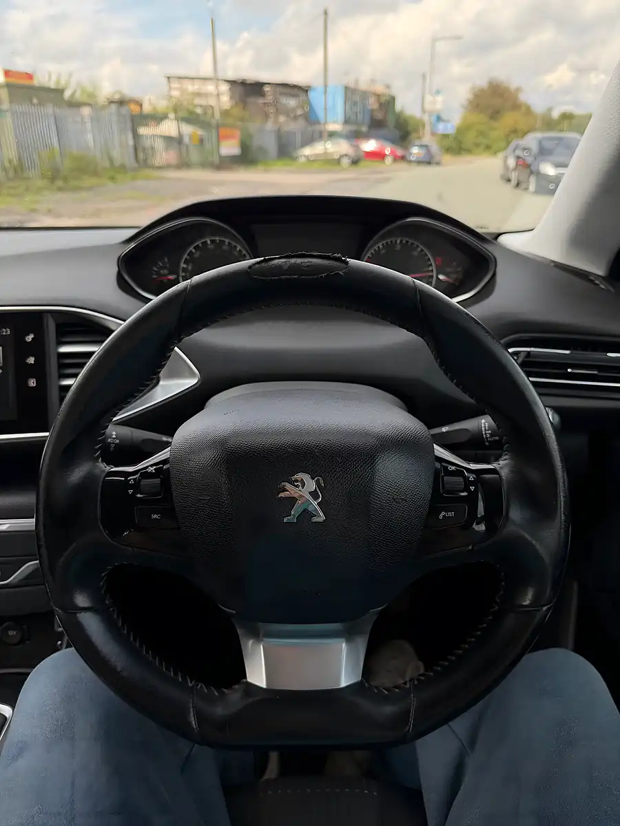 Used 2016 Peugeot 308 Allure Black - Interior and Exterior details 12