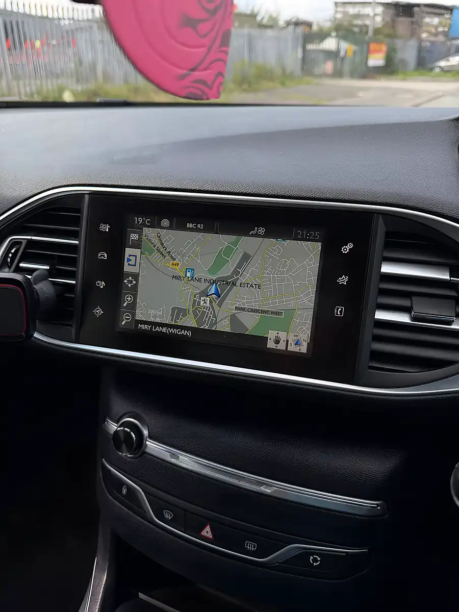 Used 2016 Peugeot 308 Allure Black - Interior and Exterior details 16