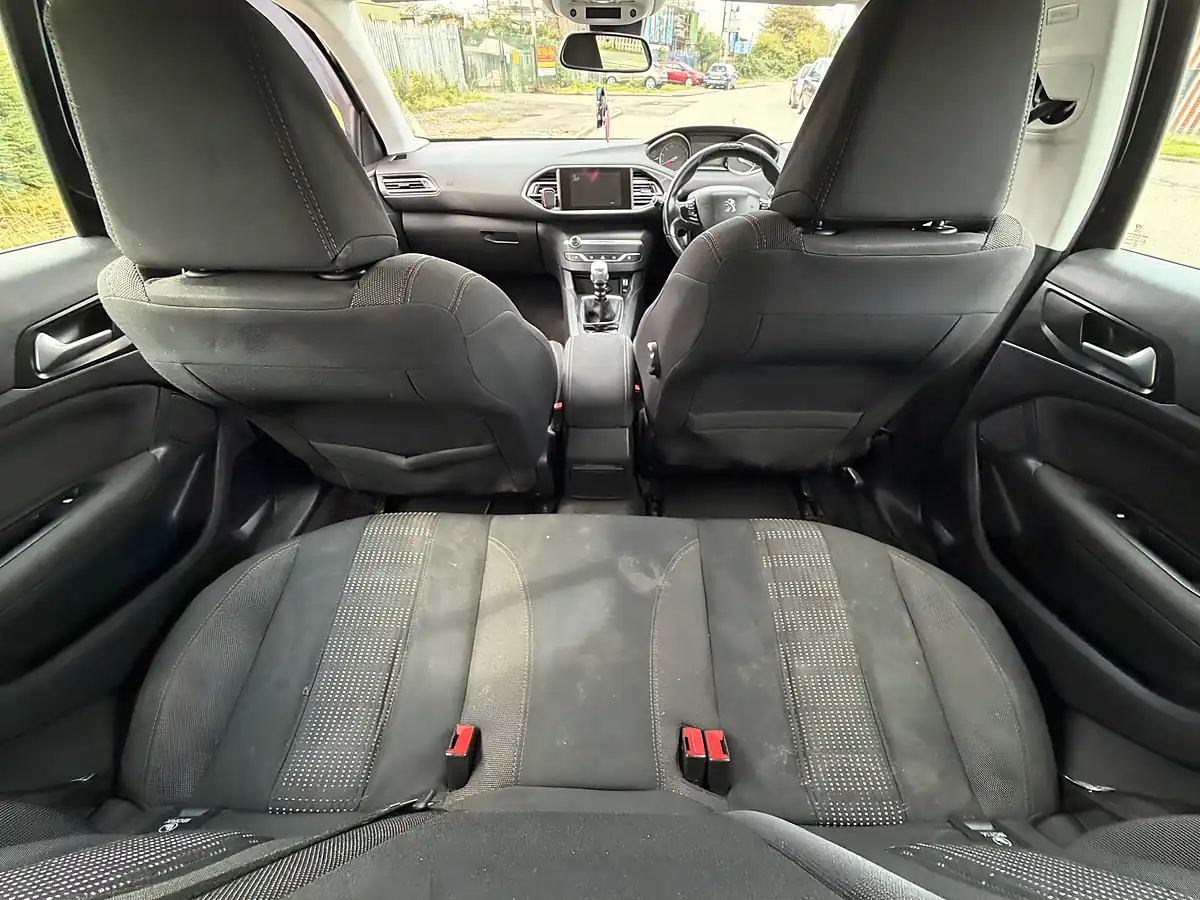 Used 2016 Peugeot 308 Allure Black - Interior and Exterior details 18