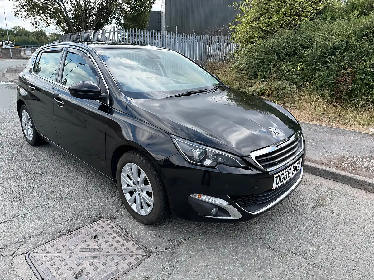 Used 2016 Peugeot 308 Allure Black - Interior and Exterior details 3
