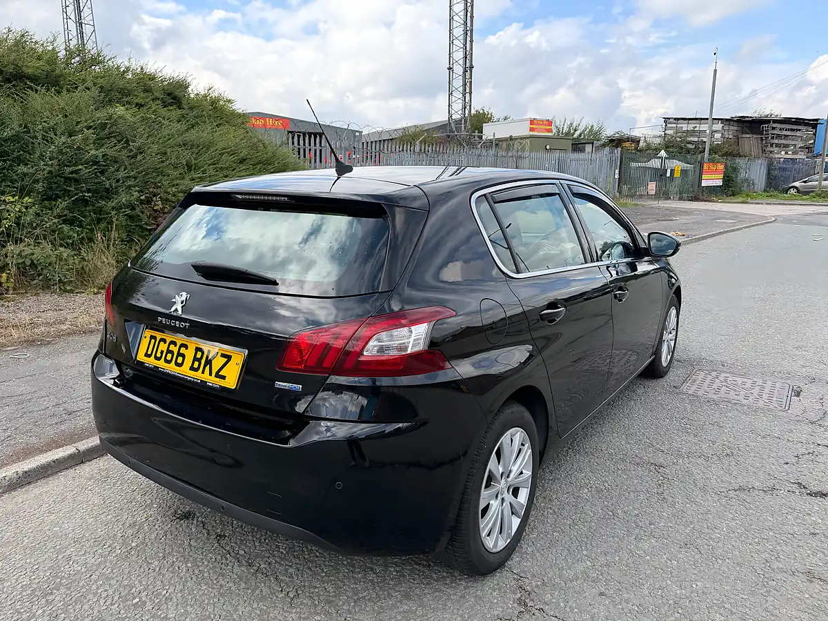 Used 2016 Peugeot 308 Allure Black - Interior and Exterior details 5