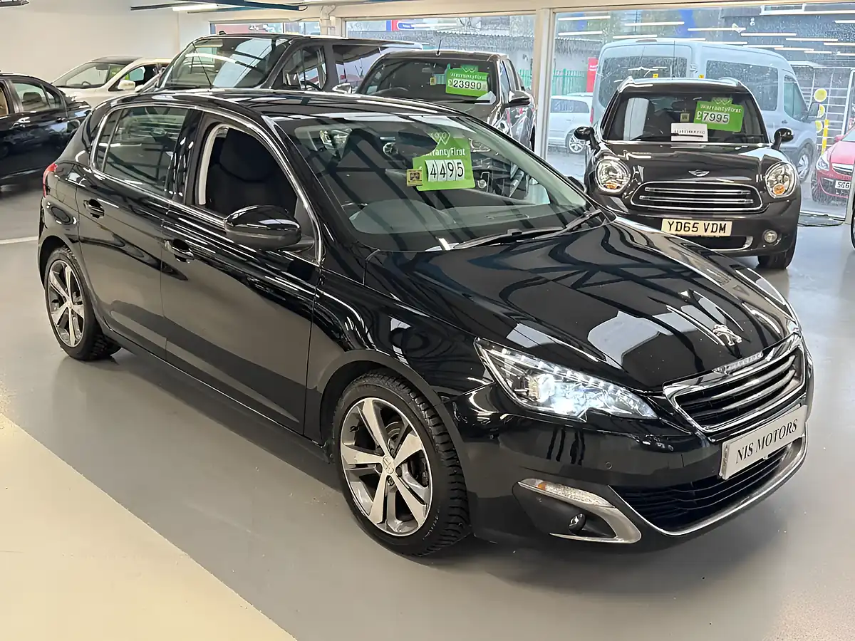 Used 2016 Peugeot 308 Allure Black - Interior and Exterior details 4