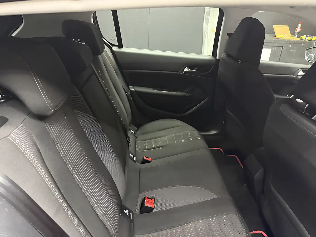 Used 2016 Peugeot 308 Allure Grey - Interior and Exterior details 14