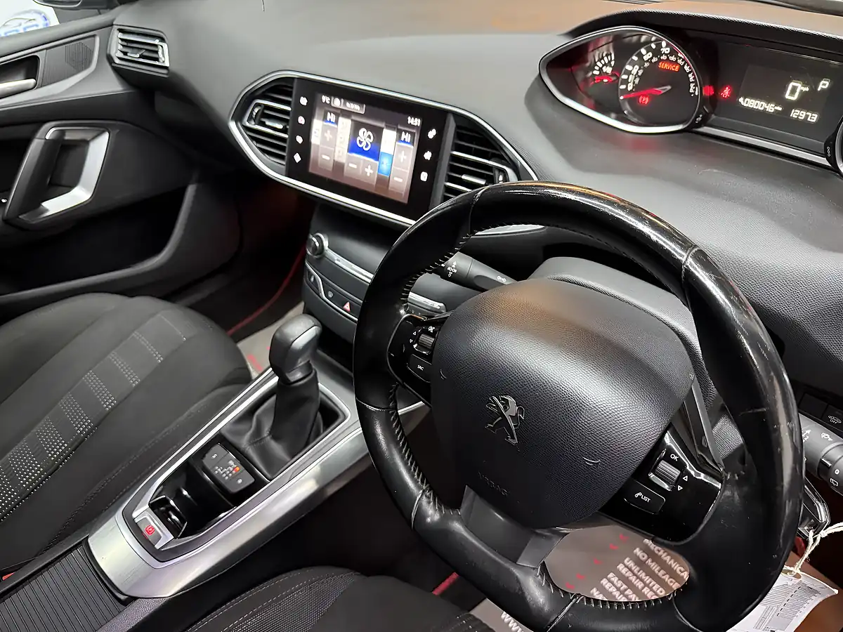 Used 2016 Peugeot 308 Allure Grey - Interior and Exterior details 15