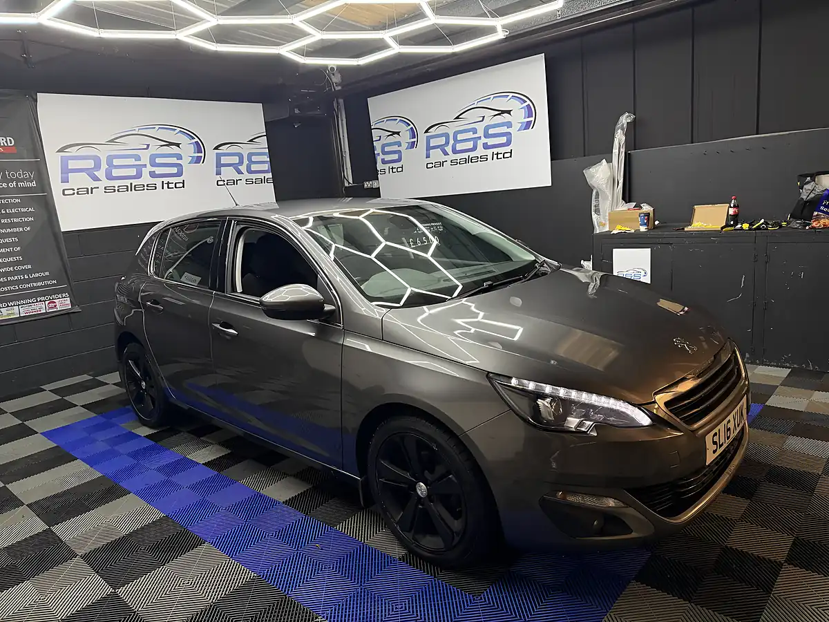 Used 2016 Peugeot 308 Allure Grey - Interior and Exterior details 2