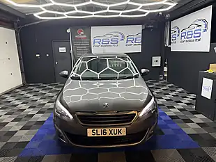 Used 2016 Peugeot 308 Allure Grey - Interior and Exterior details 4