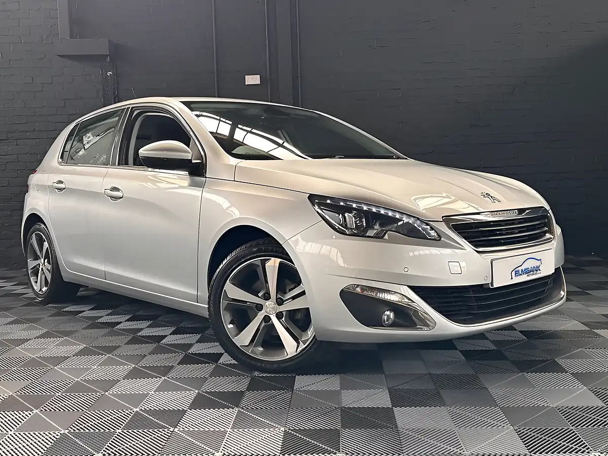 Used 2016 Peugeot 308 Allure - Interior and Exterior details 12