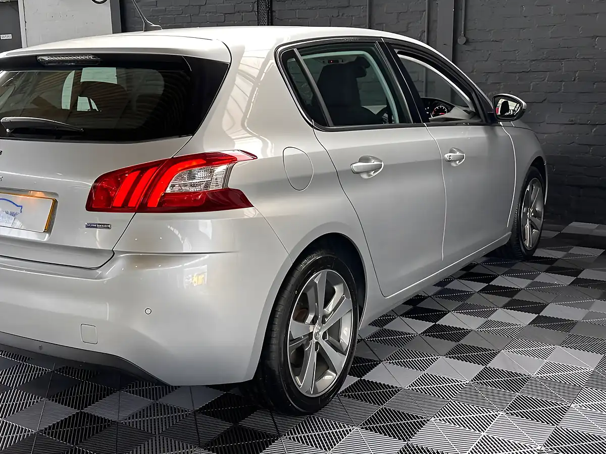 Used 2016 Peugeot 308 Allure - Interior and Exterior details 19