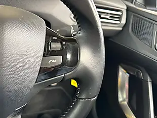 Used 2016 Peugeot 308 Allure - Interior and Exterior details 6
