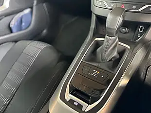 Used 2016 Peugeot 308 Allure - Interior and Exterior details 8
