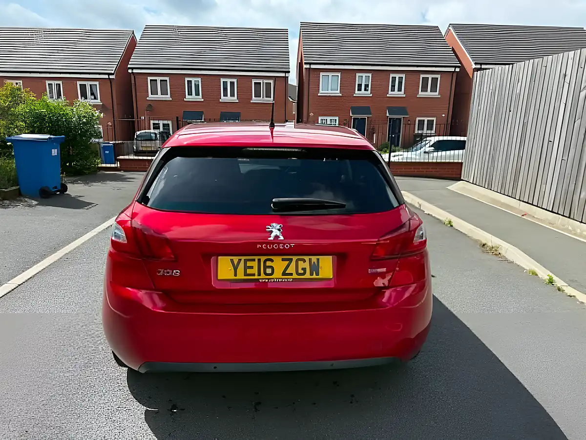 Used 2016 Peugeot 308 Allure - Interior and Exterior details 9