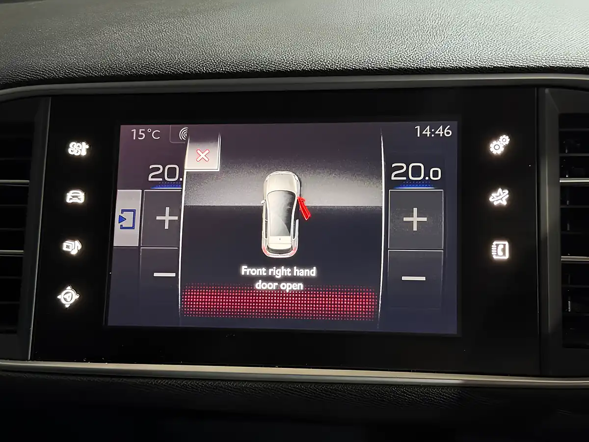 Used 2016 Peugeot 308 Allure Silver - Interior and Exterior details 10