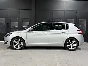 Used 2016 Peugeot 308 Allure Silver - Interior and Exterior details 12